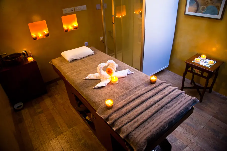 Acron Waterfront Spa