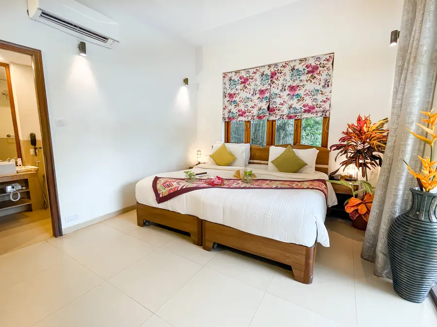 Acron Waterfront Penthouse Suite